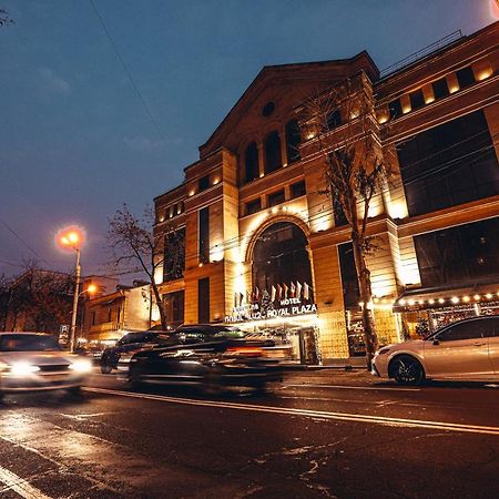 Royal Plaza Otel Erivan Dış mekan fotoğraf