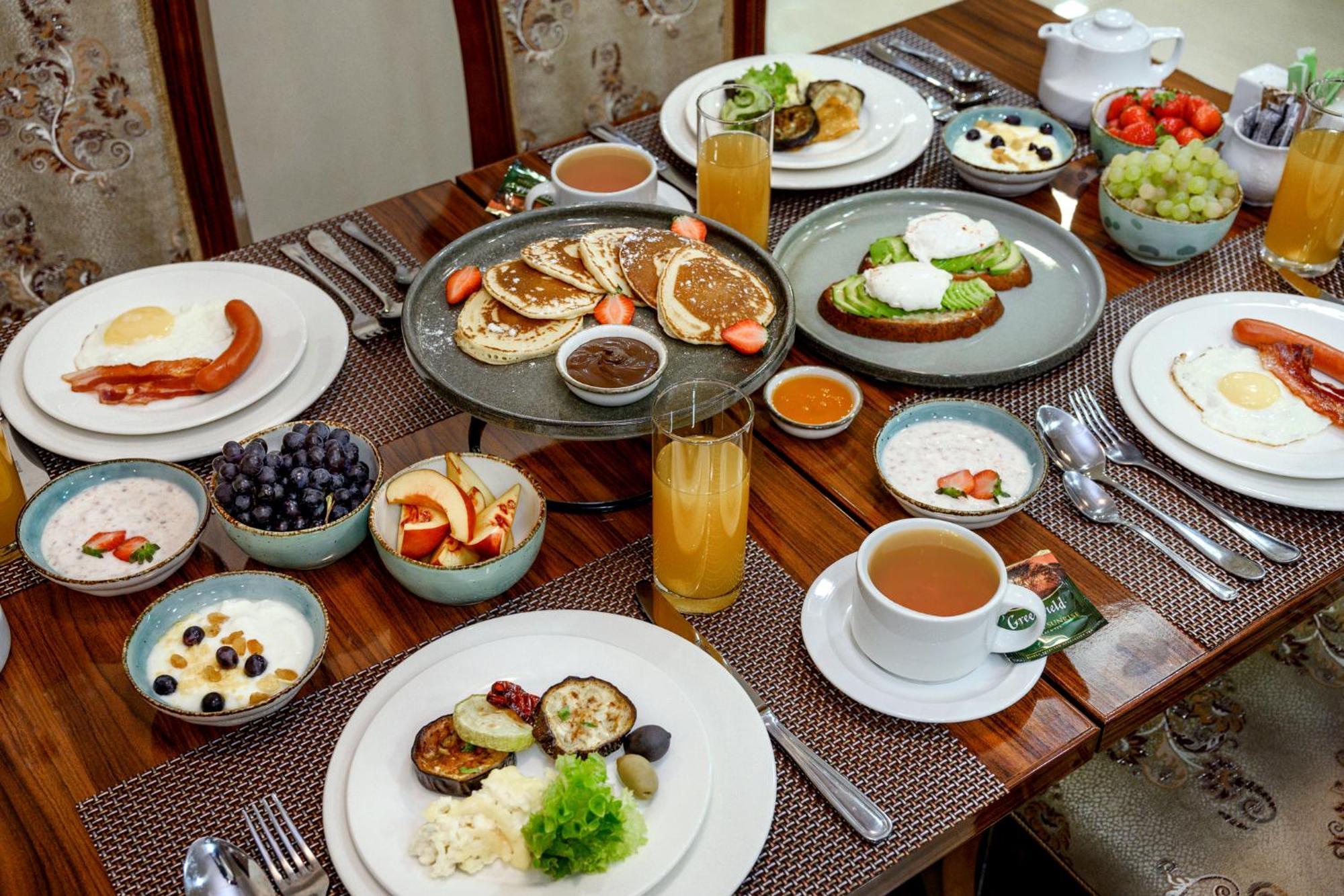 Royal Plaza Otel Erivan Dış mekan fotoğraf