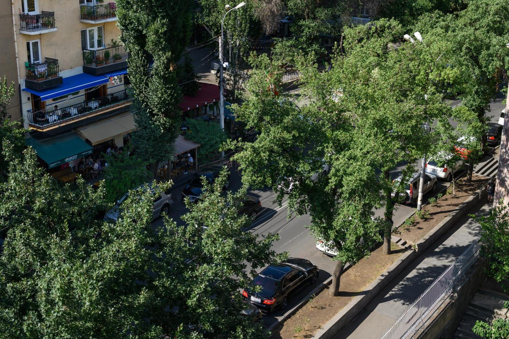 Royal Plaza Otel Erivan Dış mekan fotoğraf