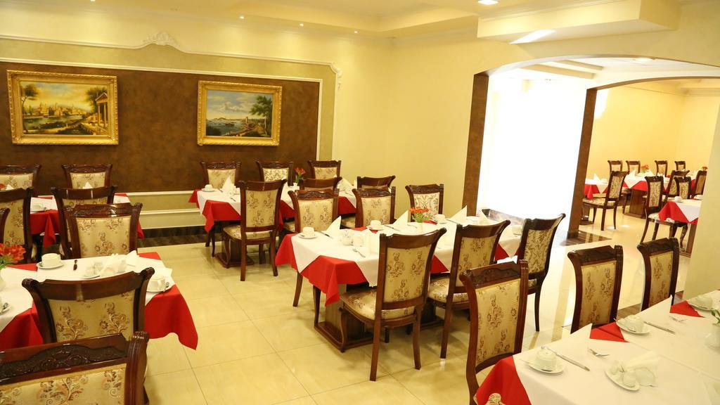 Royal Plaza Otel Erivan Dış mekan fotoğraf